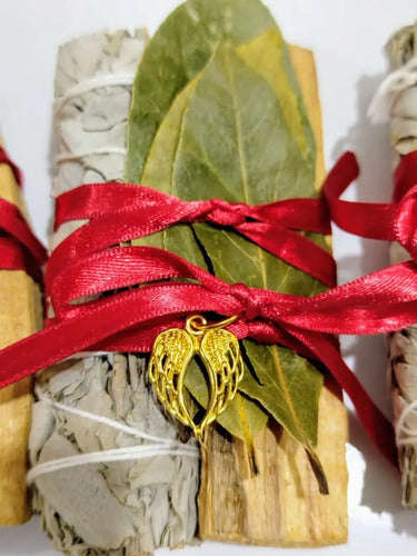 Kit De Protección Salvia Blanca + Palo Santo + Laurel + Dije Protección Espiritual
